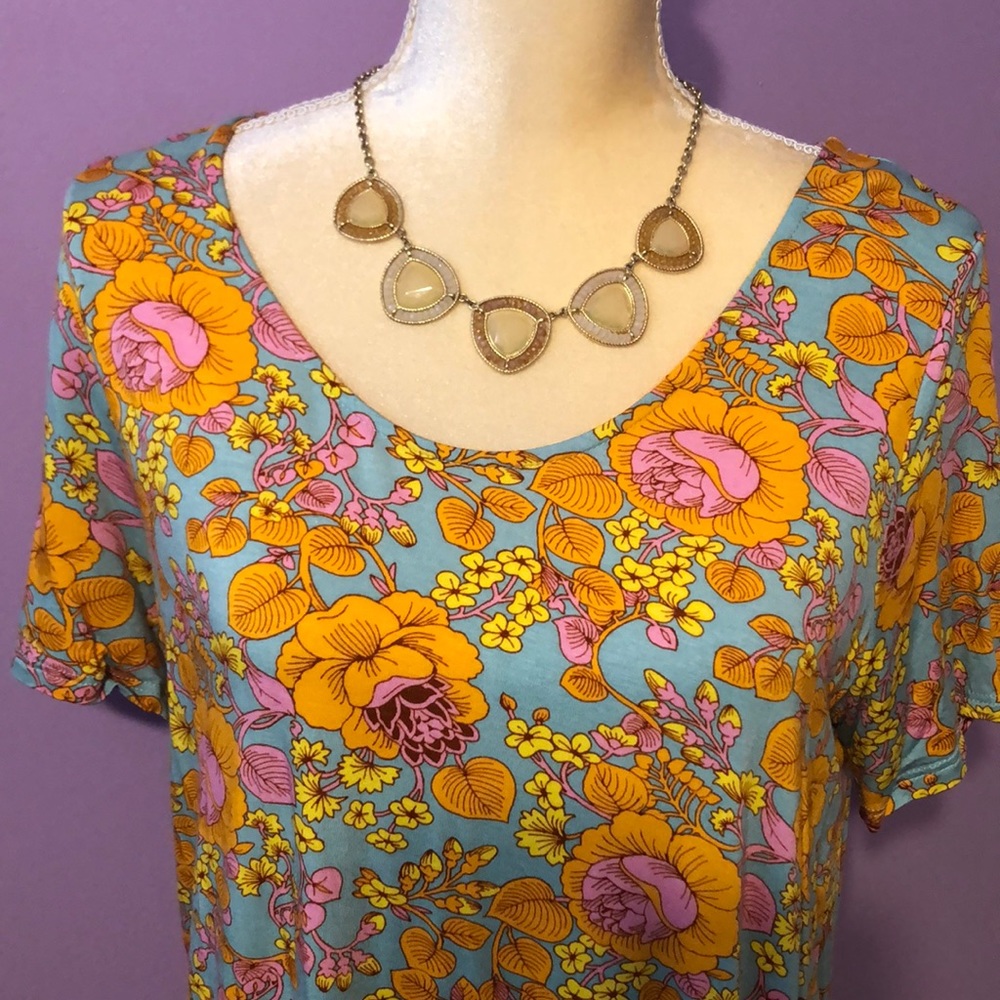 Agnes & Dora Spring Floral Everyday Tee 💋